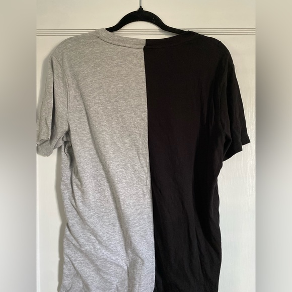 ⚡️ NWT Women’s Metallica/Slayer split graphic tee - Picture 3 of 4